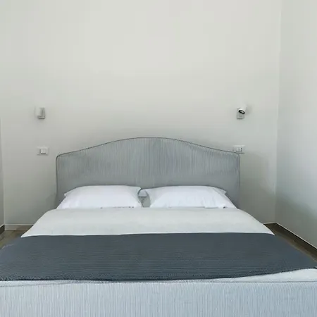 P022 - Porto Recanati, Nuovissimo Bilocale Fronte Mare * Porto Recanati