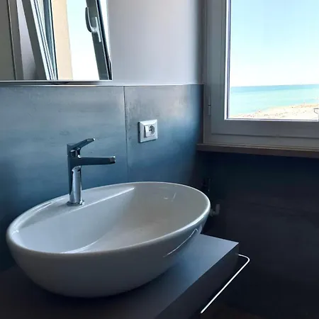 Apartament P022 - Porto Recanati, Nuovissimo Bilocale Fronte Mare *